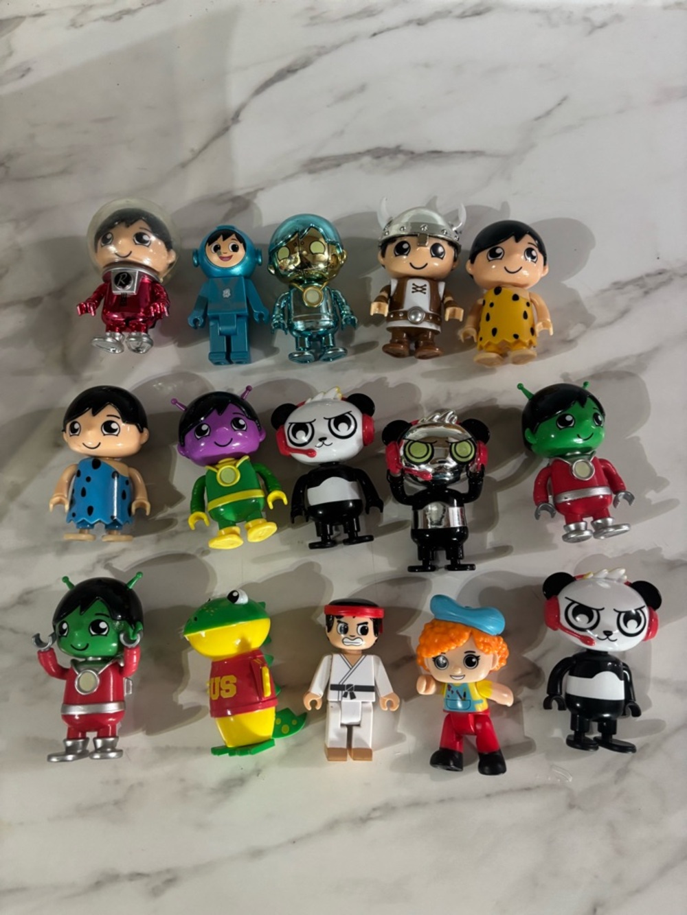 Ryan’s world lot of 15 action figures